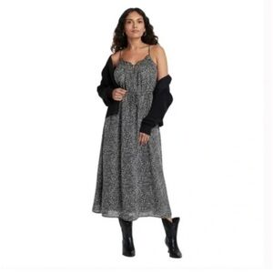 NWT Universal Thread Women's Smocked Midi Sundress Black/Cream Abstract